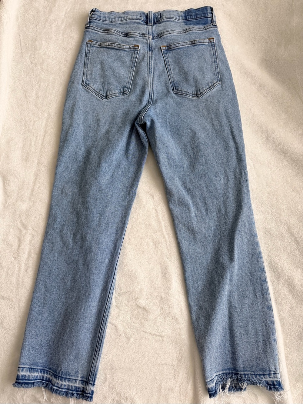 Abercrombie & Fitch Ankle Straight-Leg Ultra High Rise Jeans - Picture 8 of 9